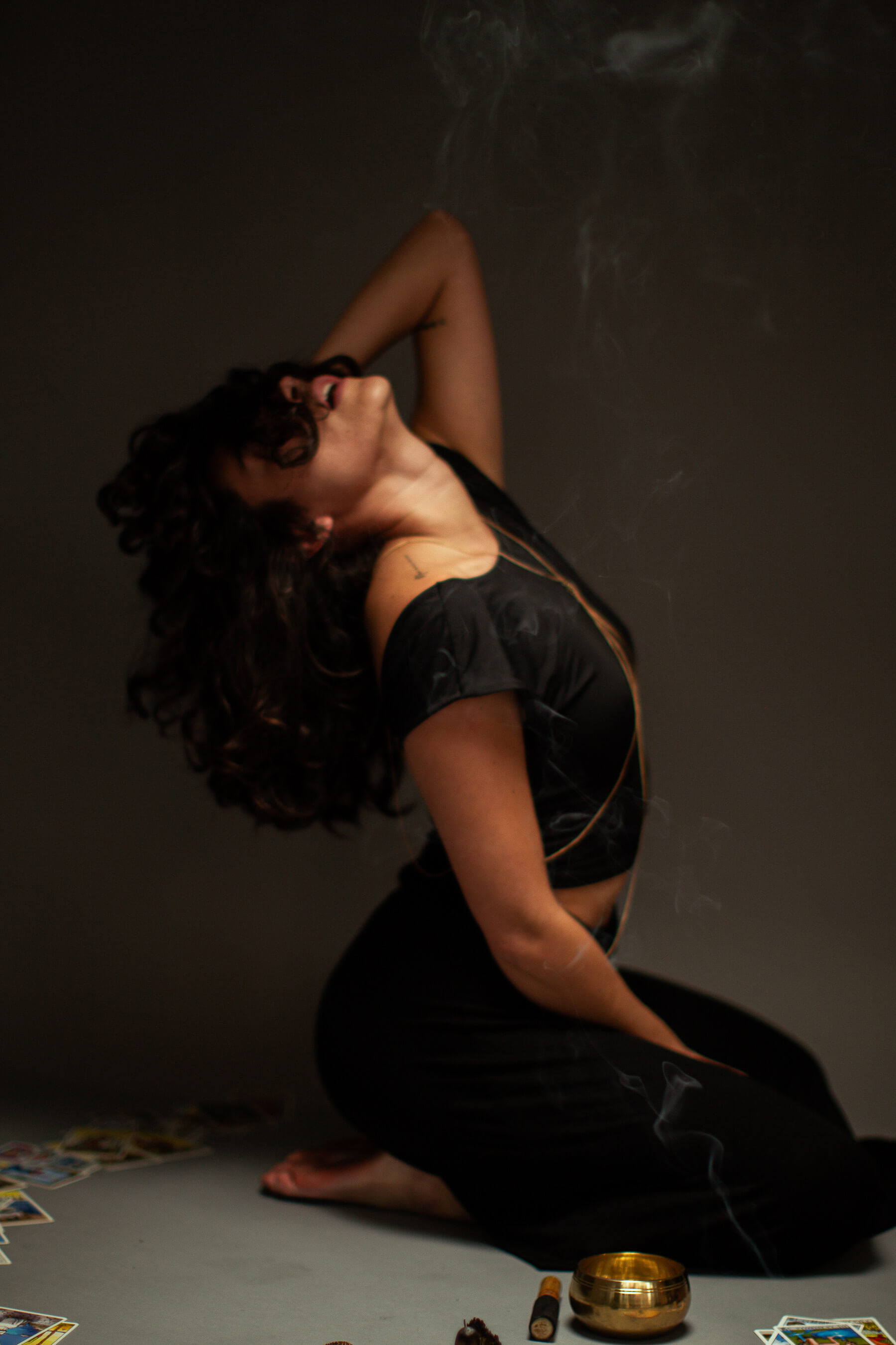 Energía femenina en línea